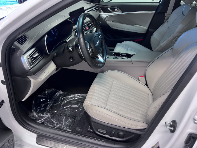 Used 2022 Genesis G70 2.0T w/ Prestige Package RWD image 6