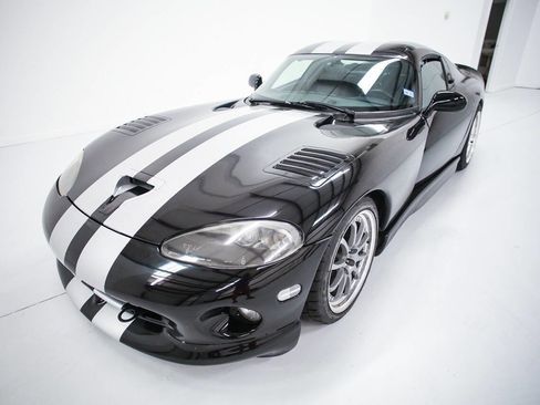 Used 2000 Dodge Viper GTS image 29