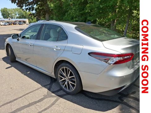 Used 2023 Toyota Camry XLE w/ Navigation Package AWD/4WD image 6