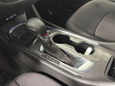 Used 2021 Chevrolet Malibu RS image 22