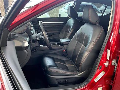 Certified 2023 Nissan Altima 2.5 SR image 8