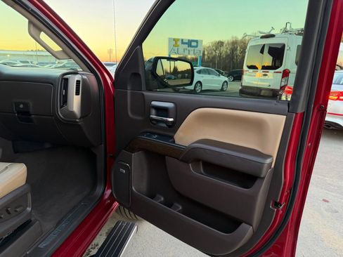 Used 2018 GMC Sierra 1500 Denali w/ Denali Ultimate Package image 21