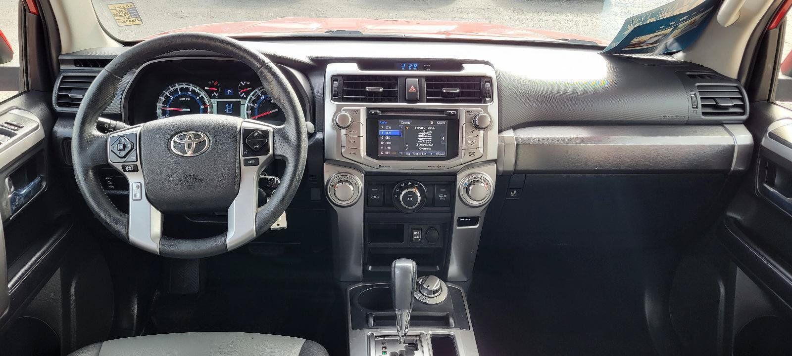 Used 2018 Toyota 4Runner SR5 Premium AWD/4WD image 4