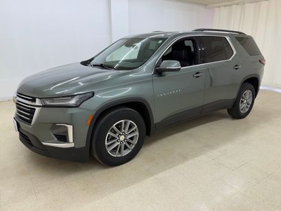 Used 2022 Chevrolet Traverse LT