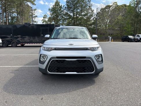 Used 2020 Kia Soul LX FWD image 3