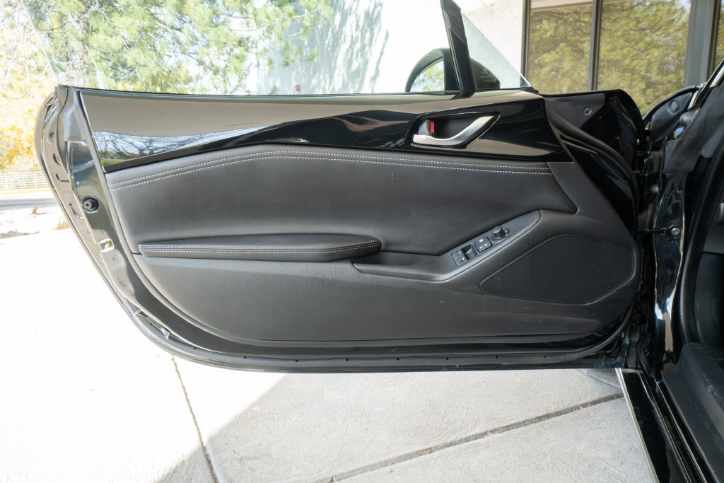 Used 2023 MAZDA MX-5 Miata Grand Touring w/ Weather Package RWD image 7