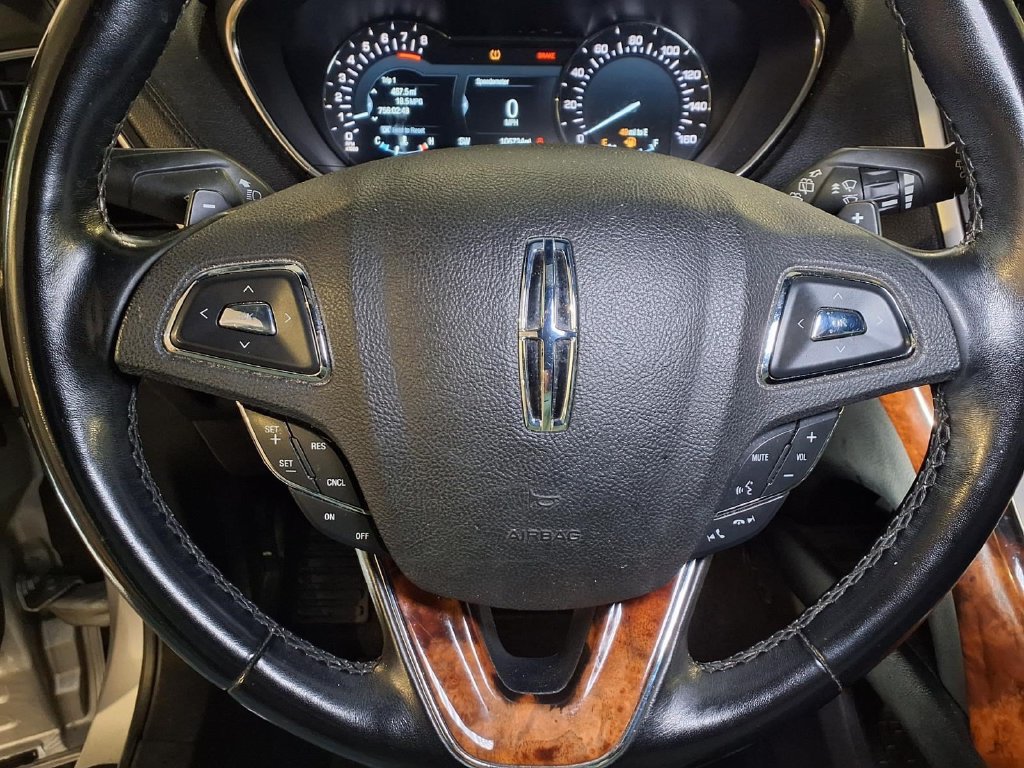 Used 2018 Lincoln MKX Reserve FWD image 9