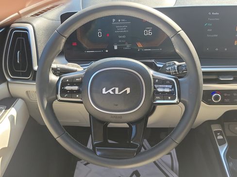 Used 2024 Kia Sorento S w/ Panoramic Sunroof Package AWD/4WD image 21