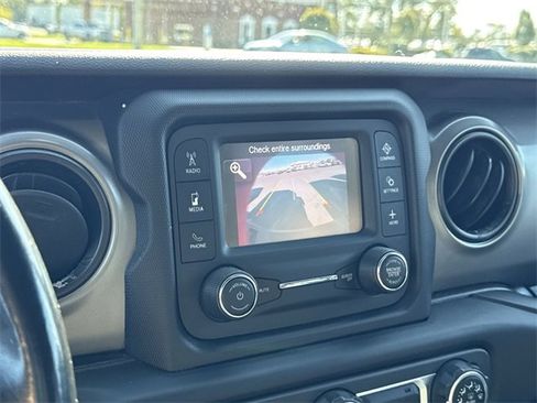 Used 2020 Jeep Gladiator Sport w/ Quick Order Package 24S image 19