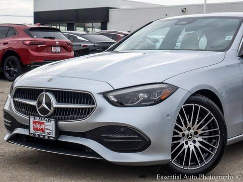 Used 2022 Mercedes-Benz C 300 4MATIC Sedan image 3