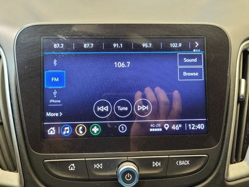 Used 2021 Chevrolet Malibu LS FWD image 25