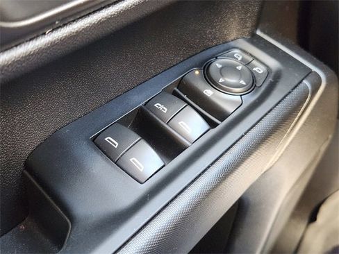 Used 2024 Chevrolet Silverado 1500 Custom image 25