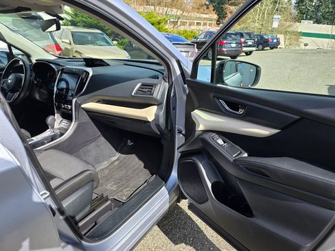 Used 2022 Subaru Ascent Premium w/ Convenience Package image 11