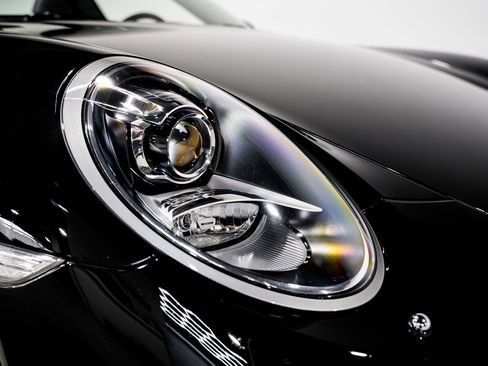 Used 2015 Porsche 911 Targa 4S AWD/4WD image 38