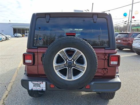 Certified 2022 Jeep Wrangler Unlimited Sahara w/ Cold Weather Group image 23