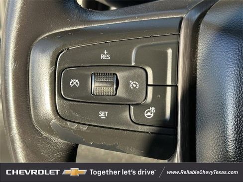 Used 2022 GMC Sierra 2500 AT4 image 16