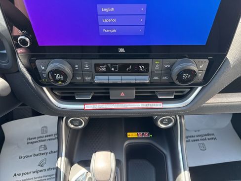 New 2026 Toyota Grand Highlander Platinum AWD/4WD image 19