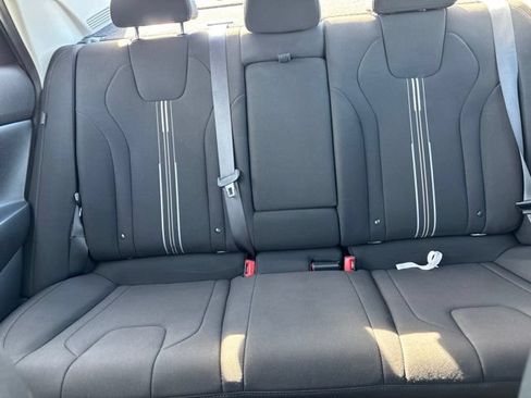 Used 2025 Hyundai Elantra SEL FWD image 29