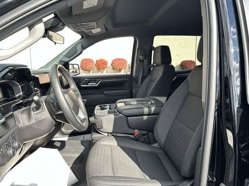 Certified 2023 Chevrolet Silverado 1500 LT Trail Boss w/ Protection Package AWD/4WD image 18