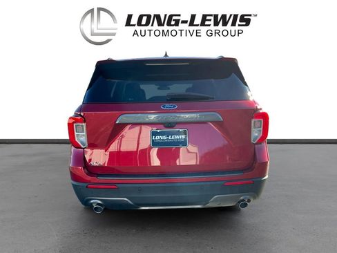 Used 2021 Ford Explorer XLT w/ Equipment Group 202A image 5