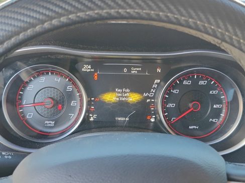 Used 2015 Dodge Charger SXT image 13