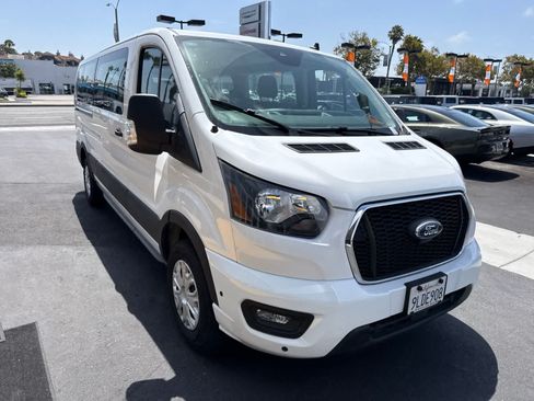 Used 2024 Ford Transit 350 XLT RWD image 9