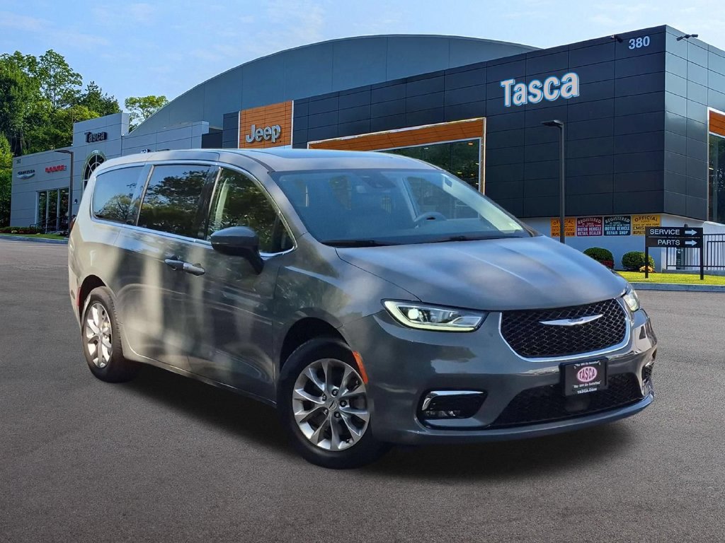 Used 2023 Chrysler Pacifica Touring-L AWD/4WD image 1