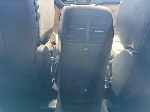 Used 2021 Ford Escape SEL w/ Technology Package FWD image 18
