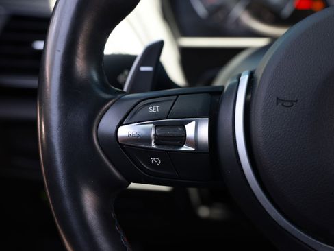 Used 2017 BMW M2 image 31