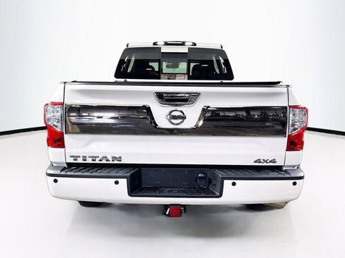 Used 2017 Nissan Titan Platinum Reserve image 6