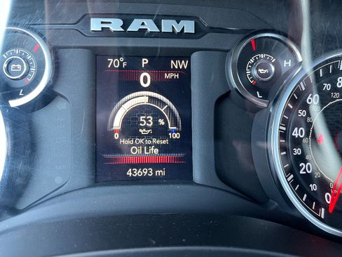 Used 2023 RAM 1500 Big Horn image 41