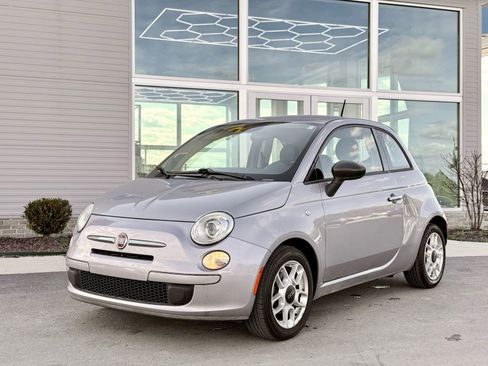 Used 2015 FIAT 500 Pop image 2