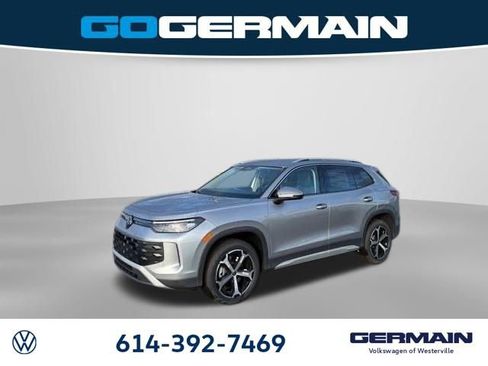 New 2026 Volkswagen Tiguan SE image 1