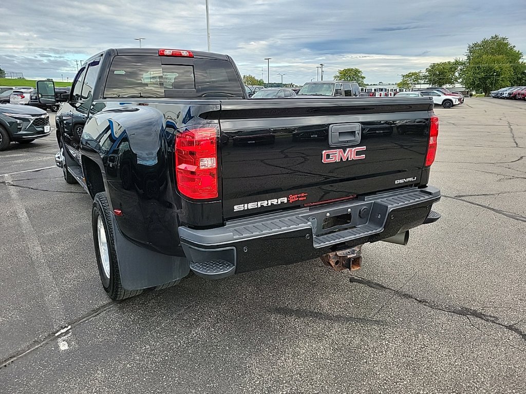 Used 2016 GMC Sierra 3500 Denali w/ Duramax Plus Package AWD/4WD image 7