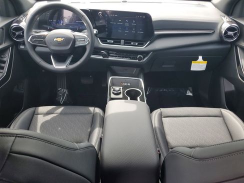 New 2026 Chevrolet Equinox LT w/ Convenience Package II FWD image 10