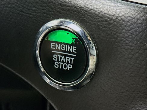 Used 2023 Ford Edge SEL image 21