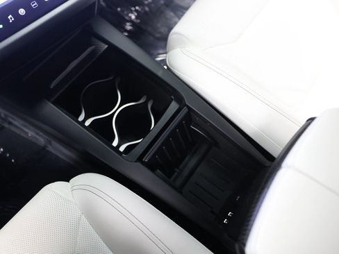 Used 2018 Tesla Model X P100D image 30