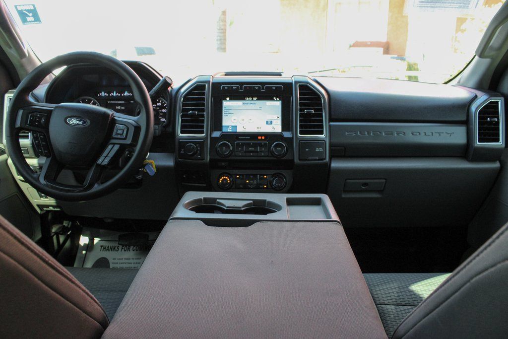 Used 2017 Ford F250 XLT w/ XLT Value Package AWD/4WD image 23