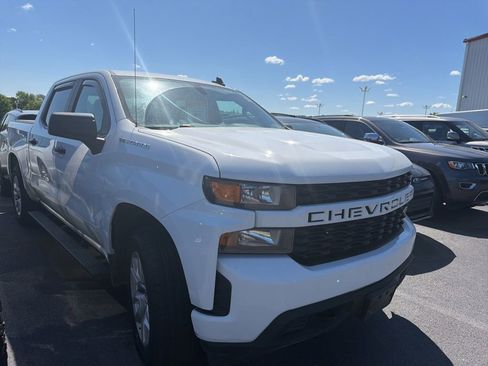 Used 2021 Chevrolet Silverado 1500 Custom AWD/4WD image 1