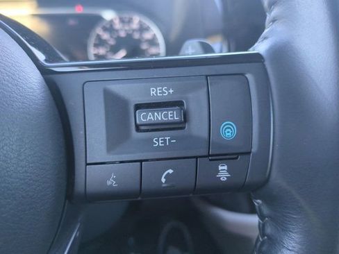 Used 2023 Nissan Pathfinder SL w/ SL Premium Package image 27