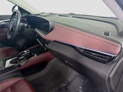 Used 2025 Buick Envision Sport Touring image 30