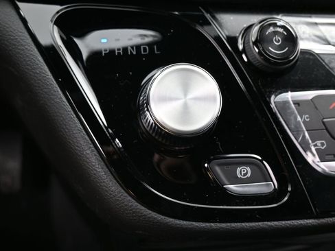 New 2026 Chrysler Pacifica Select image 20