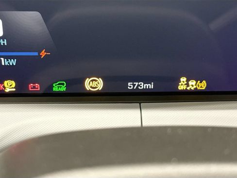 Used 2027 Chevrolet Bolt RS FWD image 14