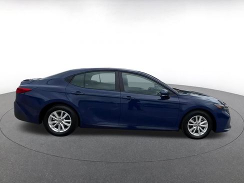 Used 2025 Toyota Camry LE image 15