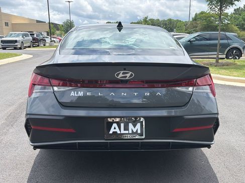 New 2026 Hyundai Elantra SEL Sport Premium FWD image 5