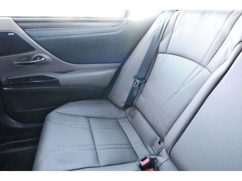 Used 2022 Lexus ES 350 Ultra Luxury image 13