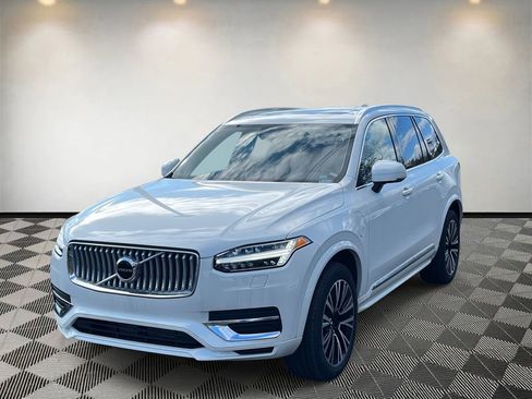 Used 2025 Volvo XC90 T8 Core w/ Protection Package Premier image 7