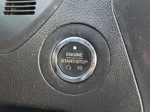 Used 2017 Ford Explorer XLT image 20