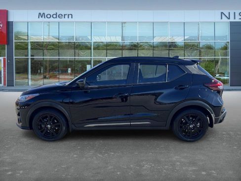 Certified 2021 Nissan Kicks SR w/ Interior Electronics Package image 8