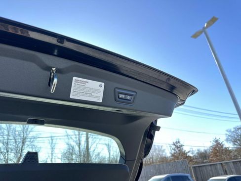 Used 2023 BMW i4 eDrive35 w/ Premium Package image 32